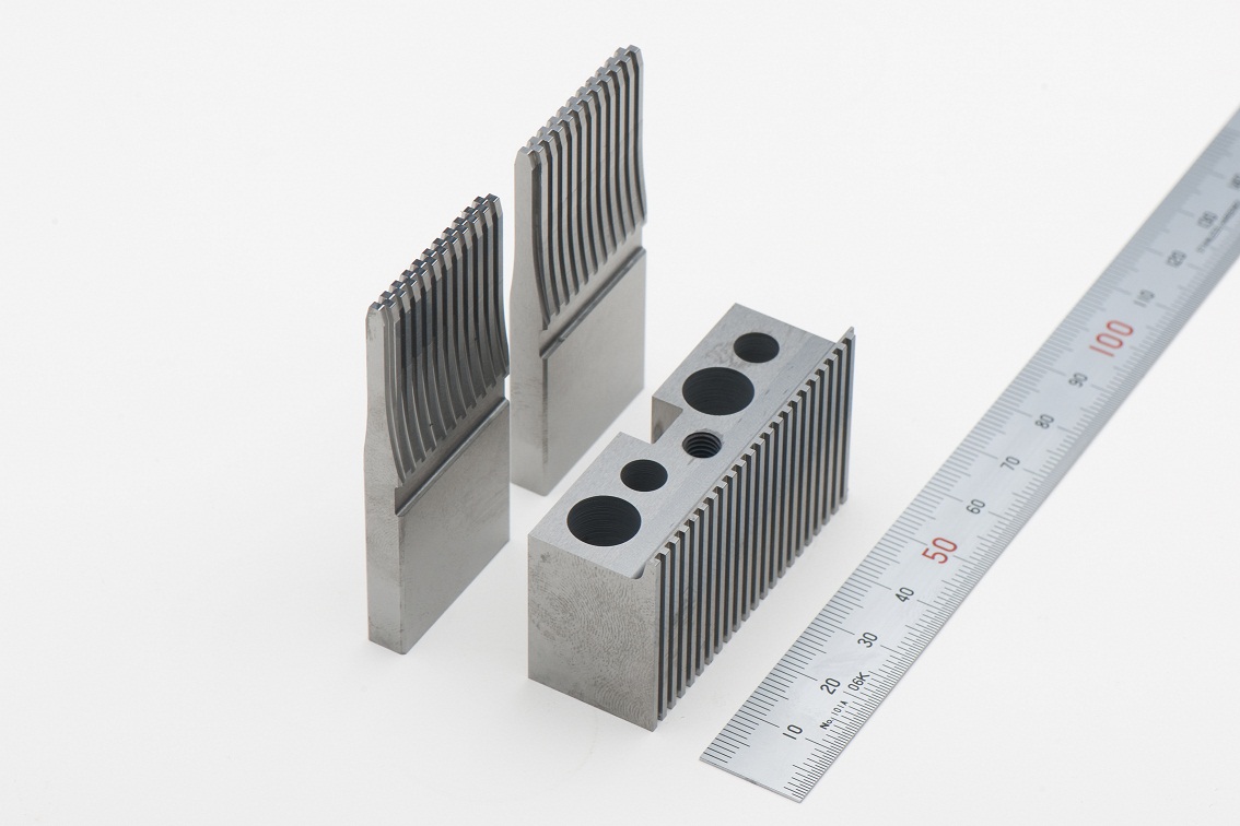 CNC Profile Grinding Punch With Mirror Surface: The Optimal Choice for Precision Molds
