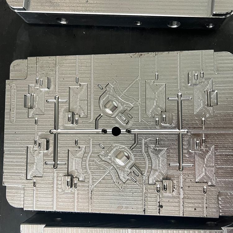 High-Efficiency Progressive Die Design & Manufacturing – Vina CNC.