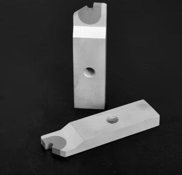 Vina CNC: Expert in Advanced Cold Heading Die Design and Fabrication.